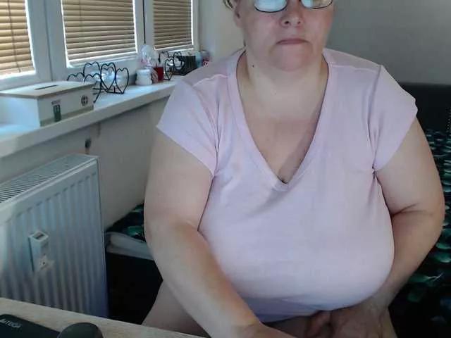 Photos of Bessy123 from BongaCams is Freechat