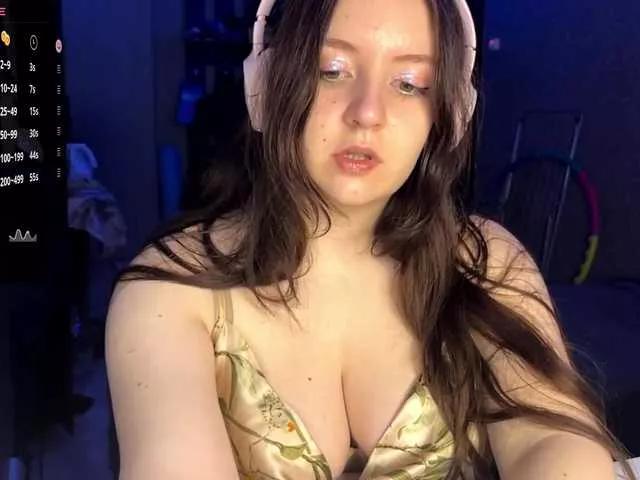 Explore our live girls sluts from our Custom and Multi clubs and checkout exclusive access to highly interactive content, such as shape, hair, titties, pussy type and many more.