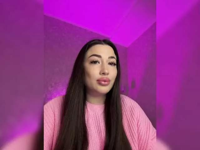 BettyBoom13 from BongaCams