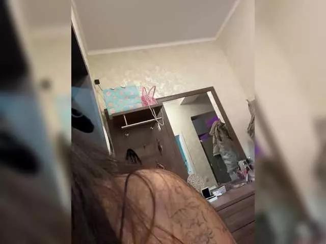 BettyBoom13 from BongaCams