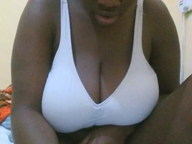 Bigboobs77 from BongaCams
