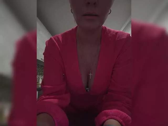 Biggirl777 from BongaCams