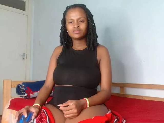 BlondQ2003 on BongaCams