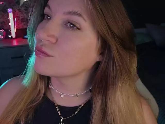 BloomBambi from BongaCams