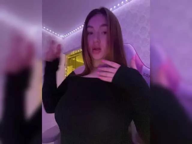 Explore our live girls sluts from our Custom and Multi clubs and checkout exclusive access to highly interactive content, such as shape, hair, titties, pussy type and many more.