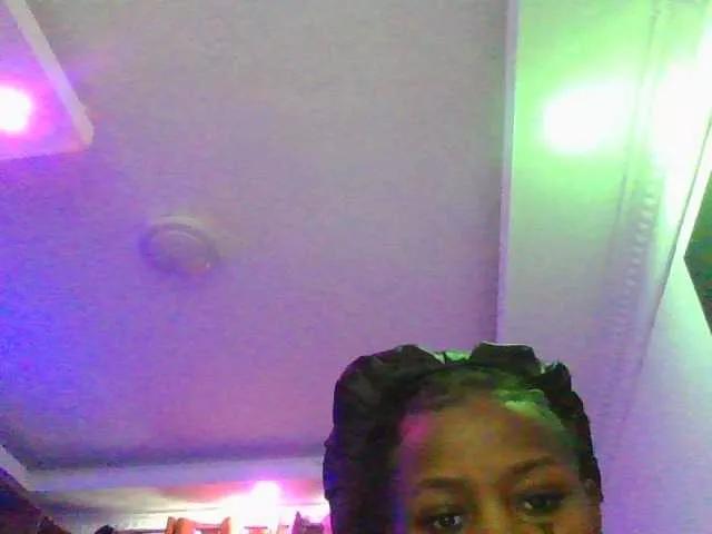 Bunnyy0011 from BongaCams is Freechat