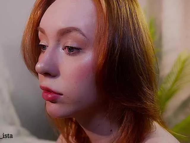 callyess from BongaCams
