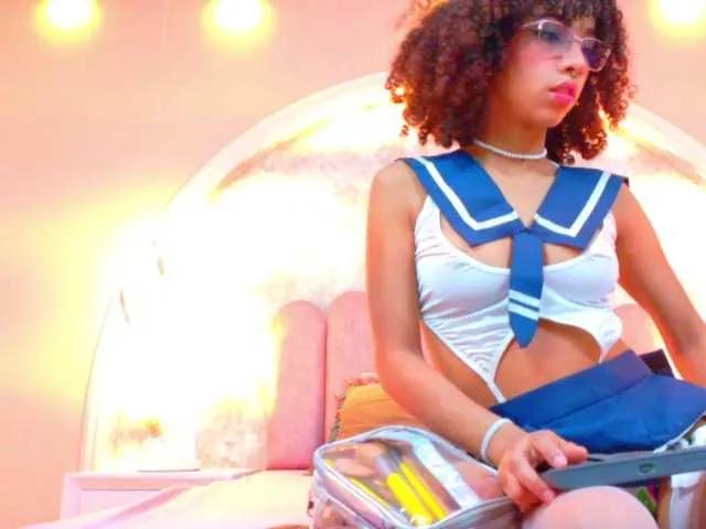 Explore our live girls sluts from our Custom and Multi clubs and checkout exclusive access to highly interactive content, such as shape, hair, titties, pussy type and many more.