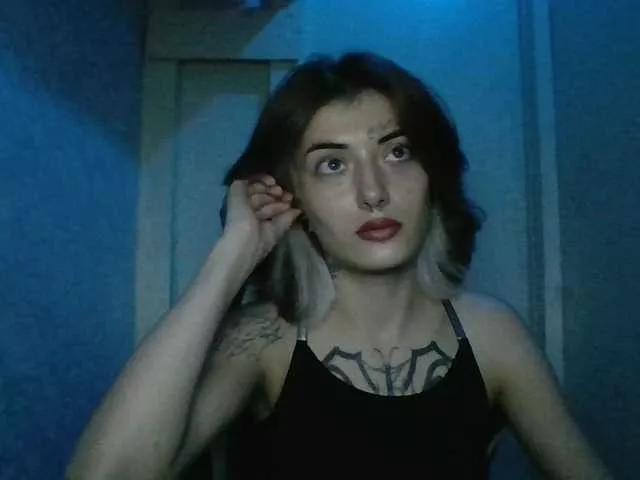 Explore our live girls sluts from our Custom and Multi clubs and checkout exclusive access to highly interactive content, such as shape, hair, titties, pussy type and many more.