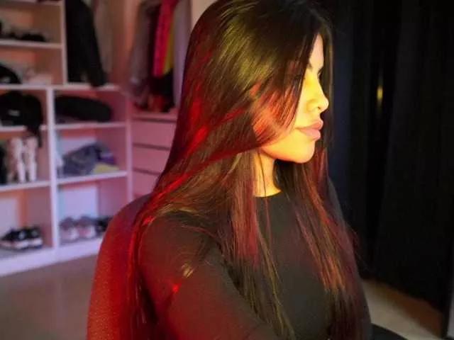 capriciousqueen from BongaCams is Freechat