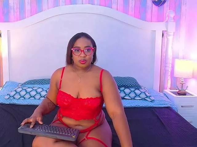 CaseyMoons from BongaCams is Freechat