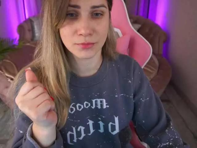 CassandraGood from BongaCams