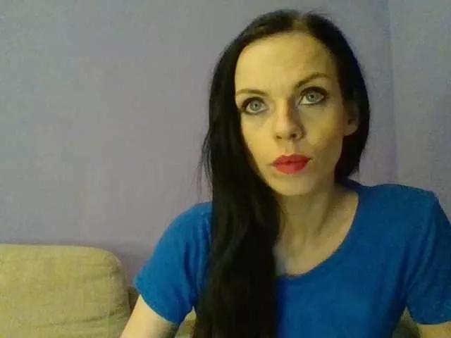 Explore our live girls sluts from our Custom and Multi clubs and checkout exclusive access to highly interactive content, such as shape, hair, titties, pussy type and many more.