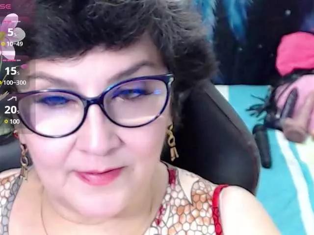 cataleya-mom from BongaCams