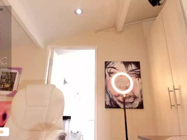 catalinasaiz from BongaCams