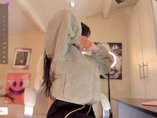 catalinasaiz from BongaCams