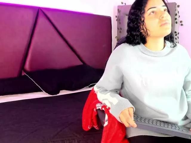 CharllotteEvanss from BongaCams is Freechat