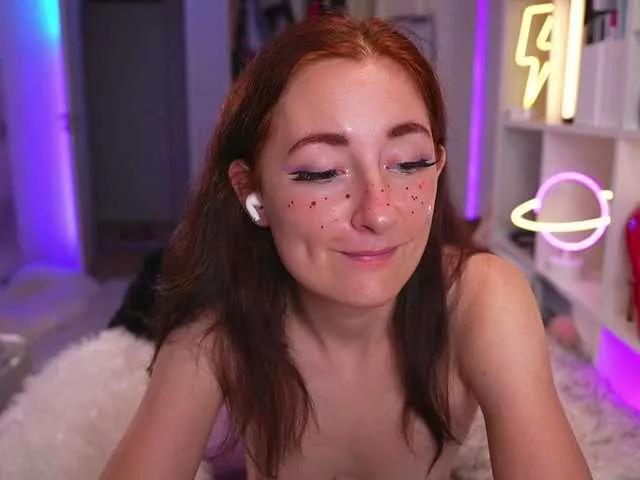 CissyGlitter from BongaCams
