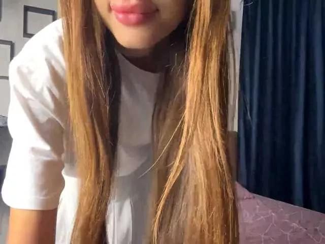Explore our live girls sluts from our Custom and Multi clubs and checkout exclusive access to highly interactive content, such as shape, hair, titties, pussy type and many more.
