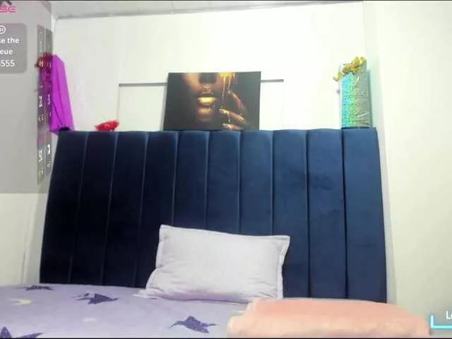 Cloe-lopez webcams show profile image 