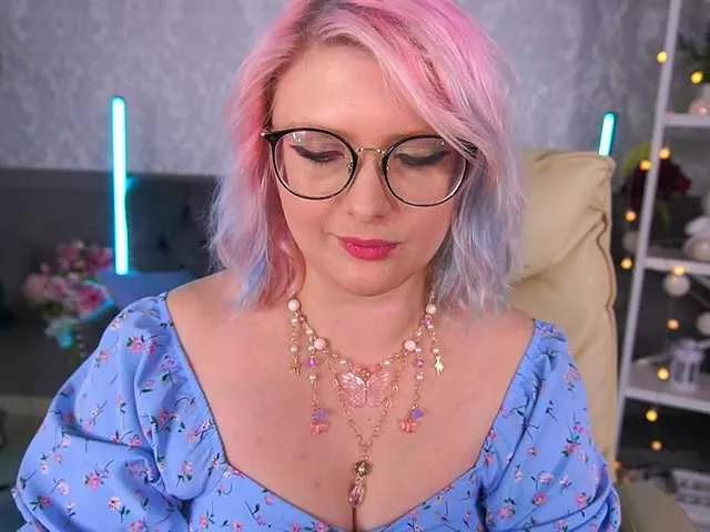 CoolTatis from BongaCams