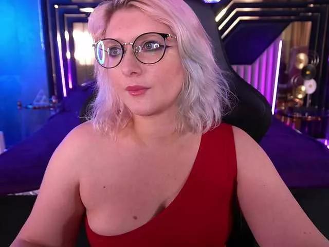 CoolTatis from BongaCams