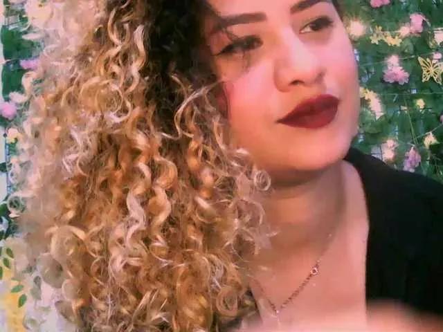 Explore our live girls sluts from our Custom and Multi clubs and checkout exclusive access to highly interactive content, such as shape, hair, titties, pussy type and many more.