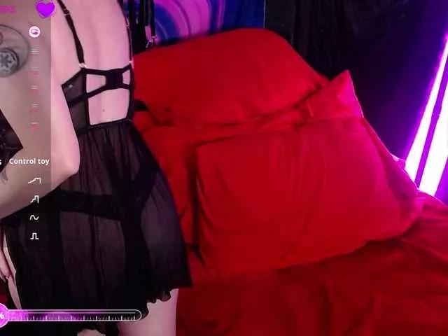 Daddysprincess90699 from BongaCams