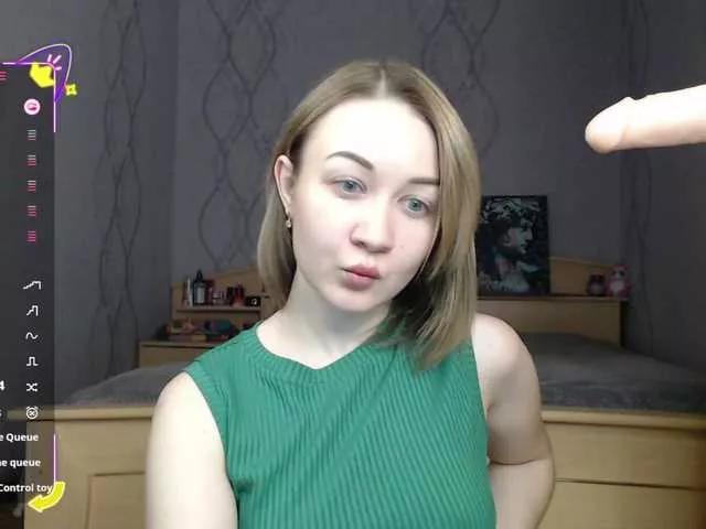 DaddysSluttyGirl from BongaCams