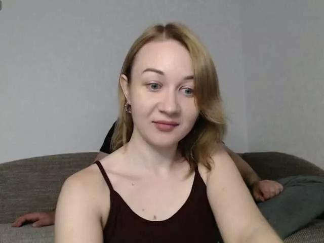 DaddysSluttyGirl from BongaCams