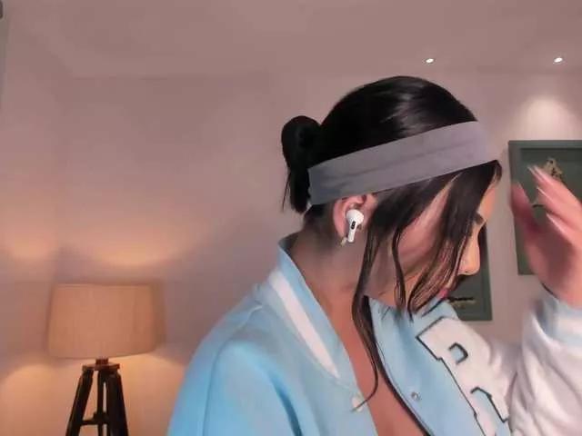DannaGibbs from BongaCams