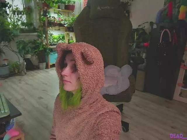 DeadButterfly from BongaCams