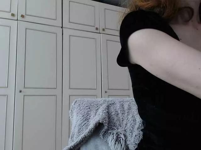 deadivina from BongaCams