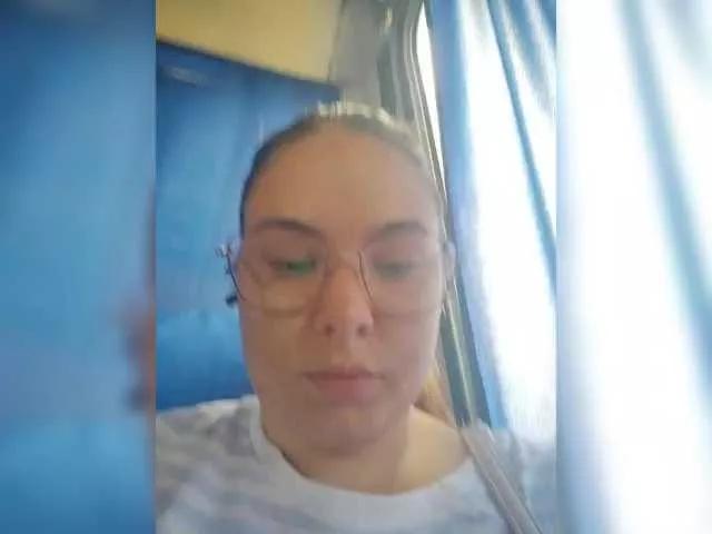 Denyse-Eliza webcams show profile image 