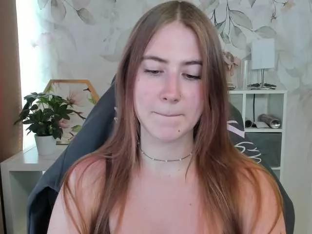 Explore our live girls sluts from our Custom and Multi clubs and checkout exclusive access to highly interactive content, such as shape, hair, titties, pussy type and many more.