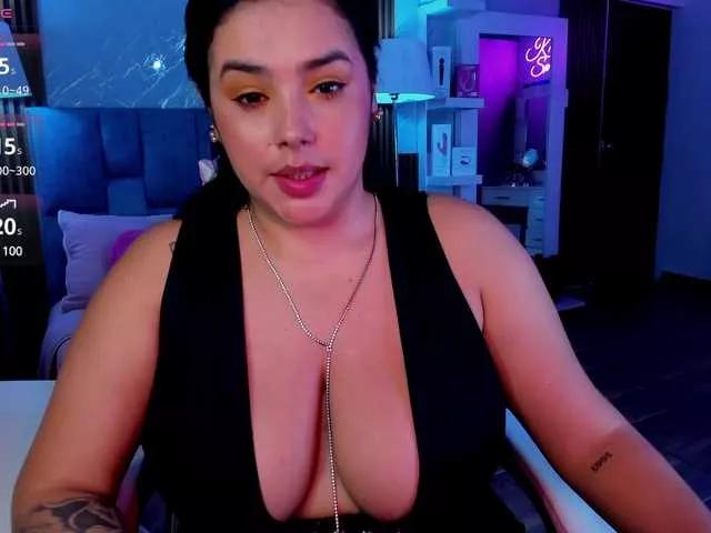 Diiamond0202 from BongaCams