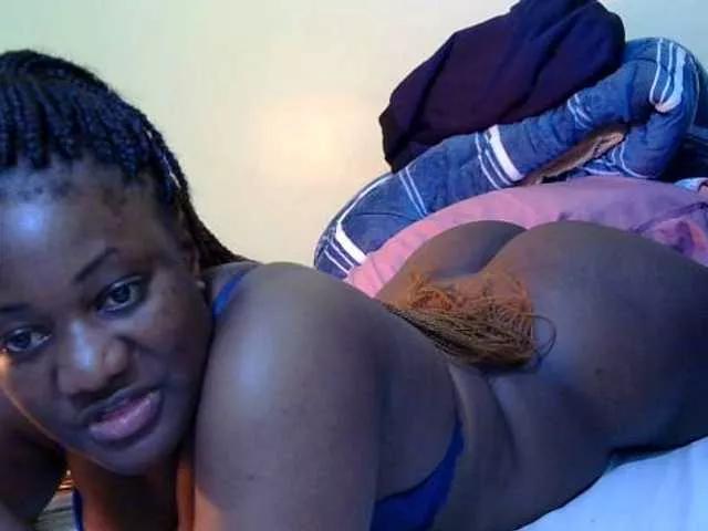 Divine-asss from BongaCams
