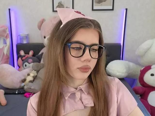 dolly-ll from BongaCams