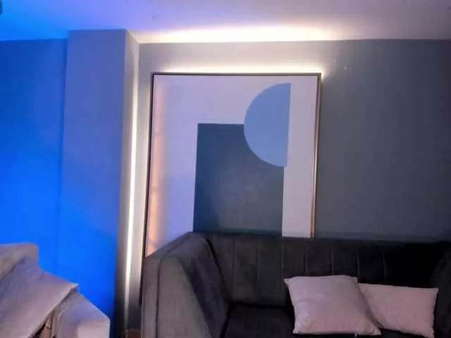 DonnaStonne from BongaCams