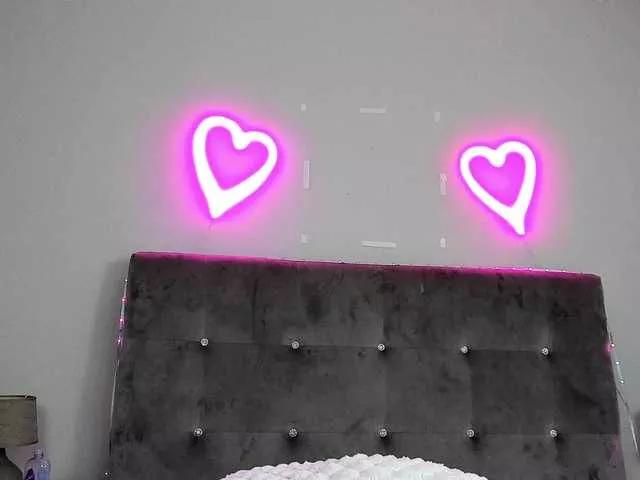 Explore our live girls sluts from our Custom and Multi clubs and checkout exclusive access to highly interactive content, such as shape, hair, titties, pussy type and many more.