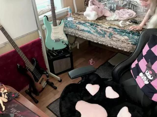 ElainLuv webcams show profile image 