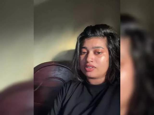 EleenaTylor from BongaCams