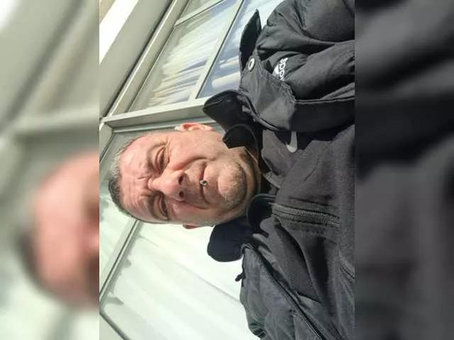 Elei2345 from BongaCams