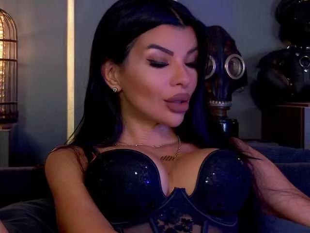 EleniaDevons from BongaCams
