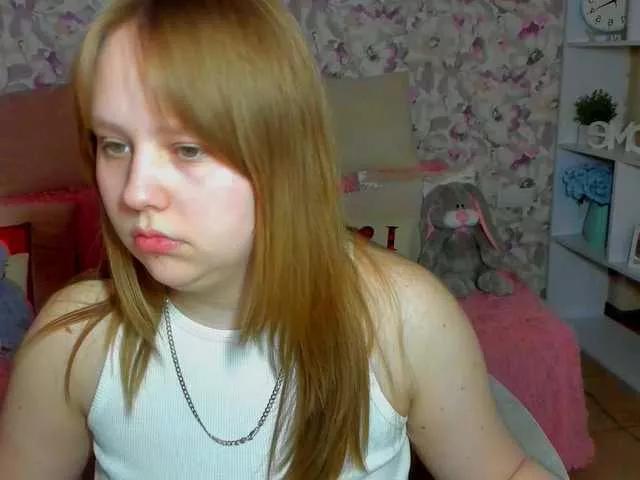 Explore our live girls sluts from our Custom and Multi clubs and checkout exclusive access to highly interactive content, such as shape, hair, titties, pussy type and many more.