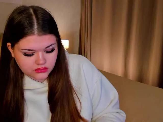 elle-one from BongaCams