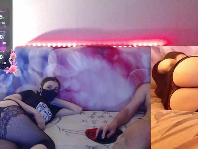 Explore our live girls sluts from our Custom and Multi clubs and checkout exclusive access to highly interactive content, such as shape, hair, titties, pussy type and many more.