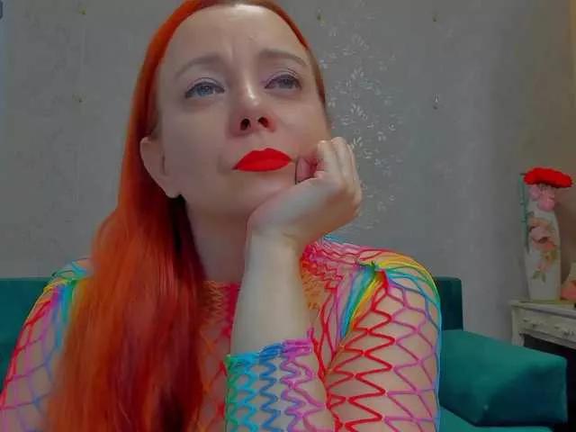 Explore our live girls sluts from our Custom and Multi clubs and checkout exclusive access to highly interactive content, such as shape, hair, titties, pussy type and many more.