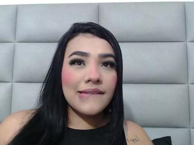 Explore our live girls sluts from our Custom and Multi clubs and checkout exclusive access to highly interactive content, such as shape, hair, titties, pussy type and many more.