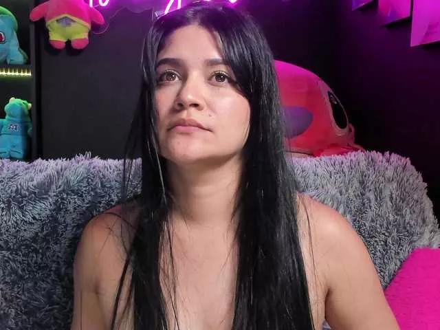 Emilyjhonson-1 from BongaCams is Freechat